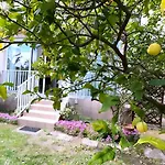 Villa Maison En Bord De Mer, De La Marana En Corse *