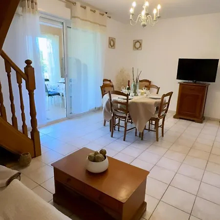 Villa Maison En Bord De Mer, De La Marana En Corse Borgo (Corsica)